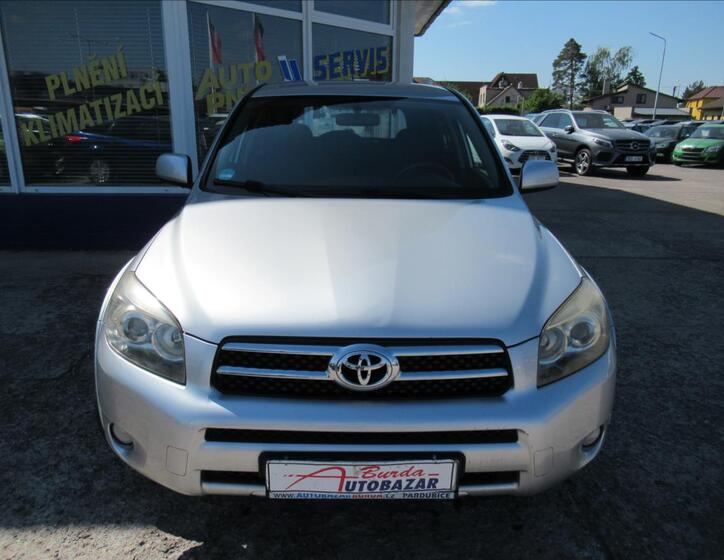 Toyota RAV4 3