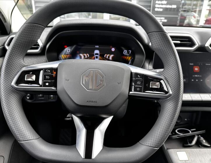 MG ZS 8