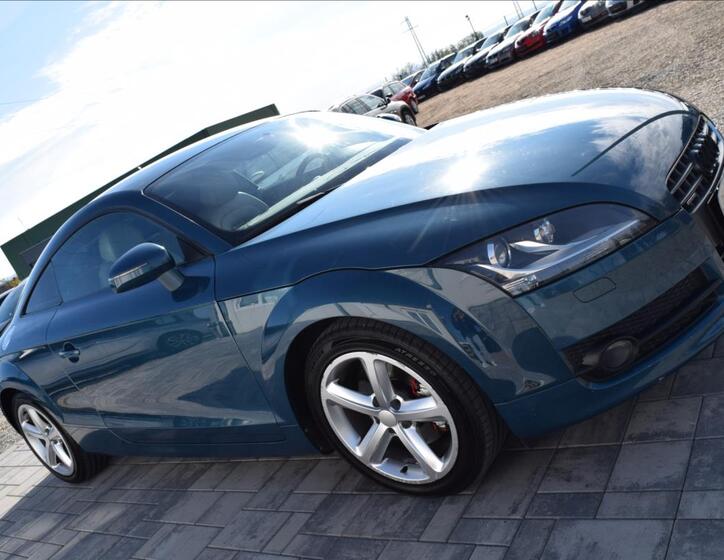 Audi TT 4