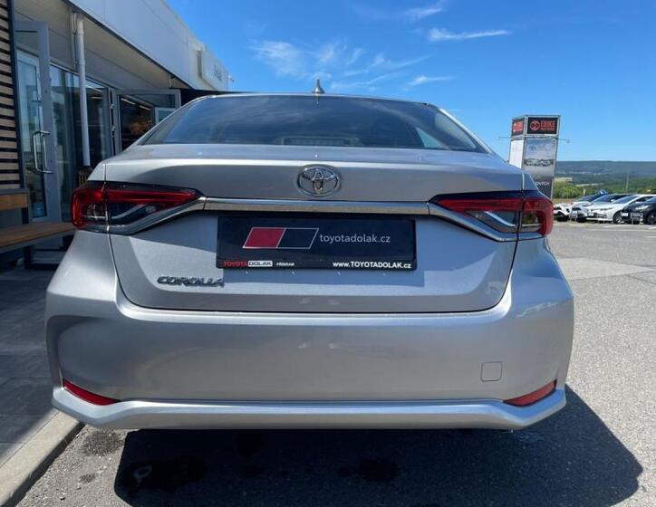 Toyota Corolla 6