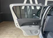 Subaru Justy 13