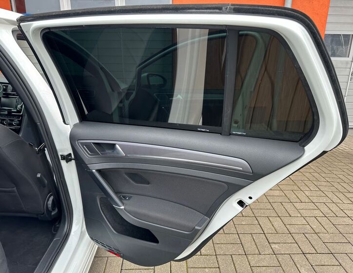 Volkswagen Golf 28