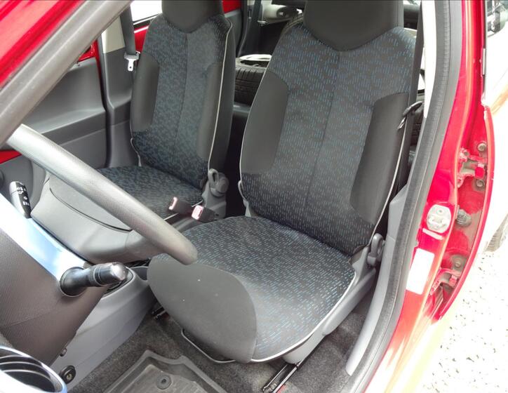 Peugeot 107 17