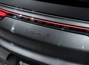 Porsche Cayenne 25