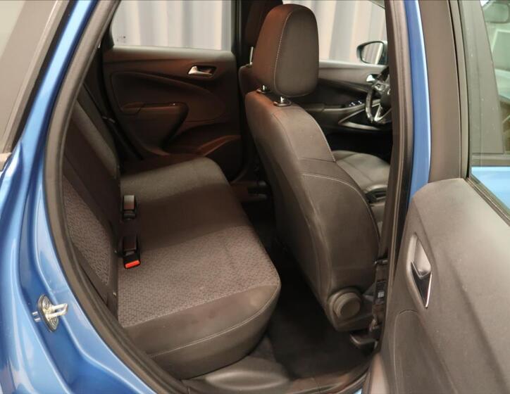 Opel Crossland X 9