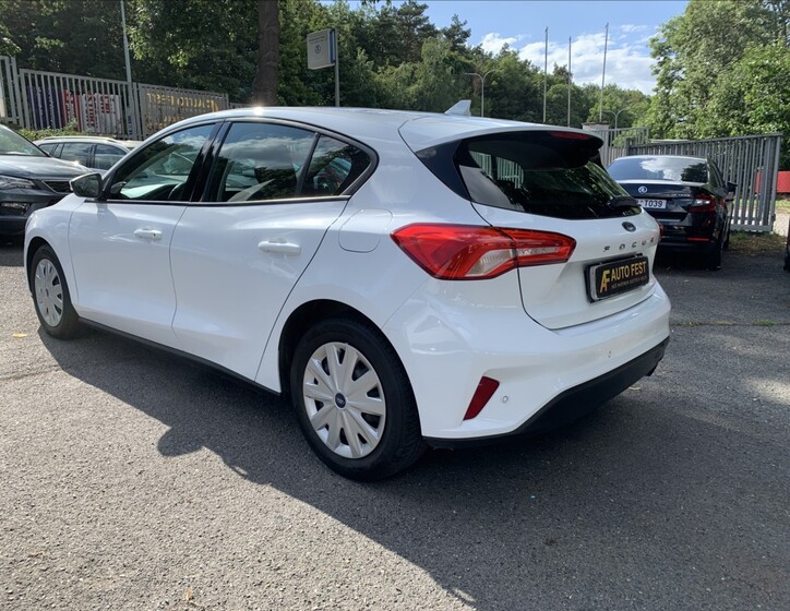 Ford Focus 6