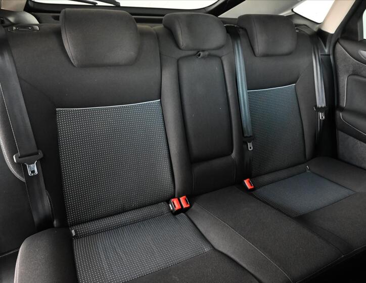 Ford Mondeo 26