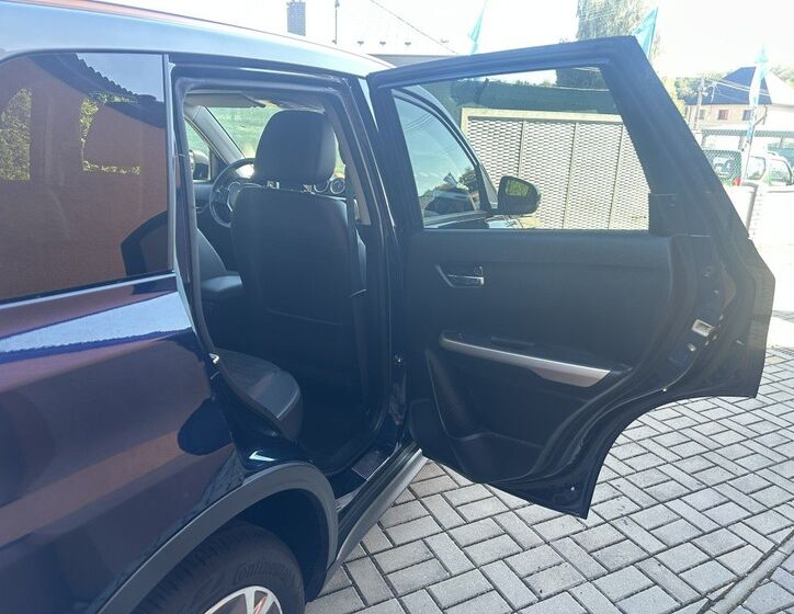 Suzuki Vitara 25