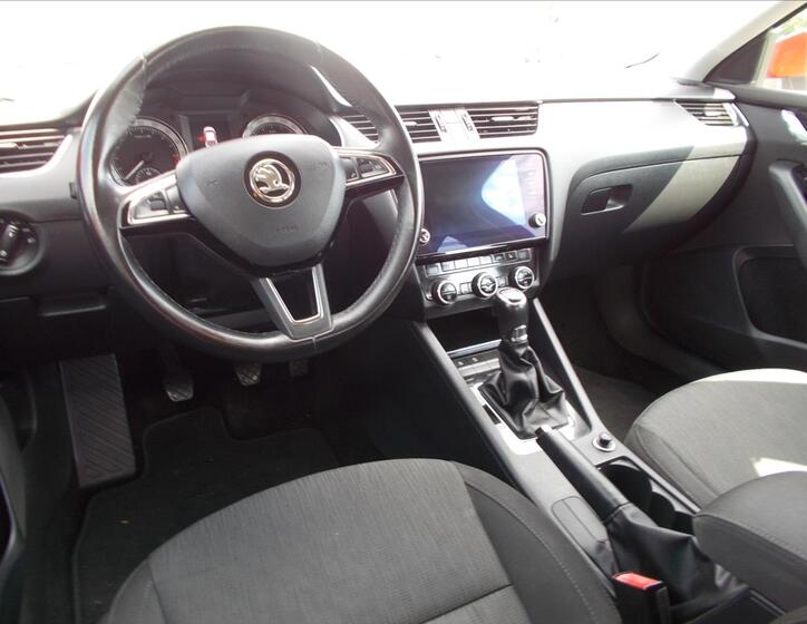 Škoda Octavia 14