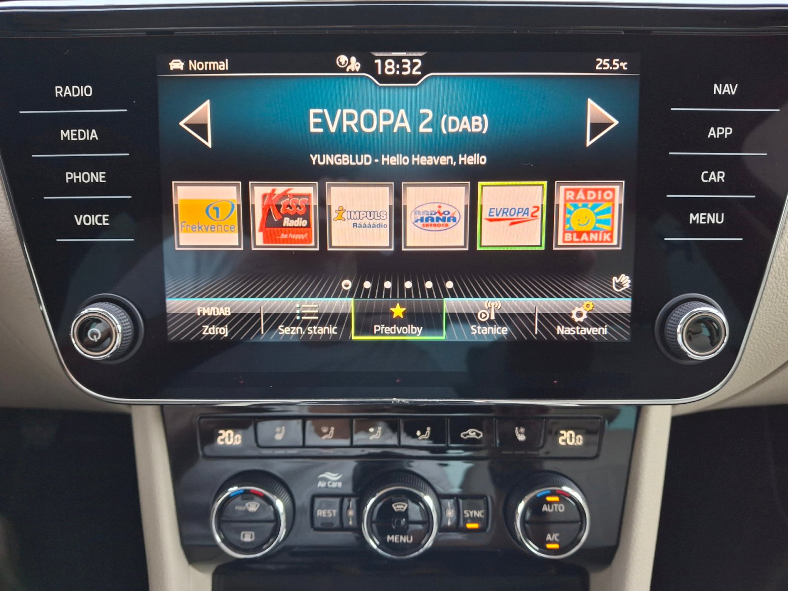 Škoda Superb