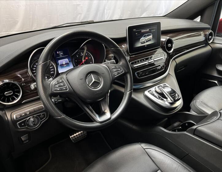 Mercedes-Benz Třídy V 9
