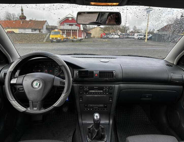 Škoda Superb 12