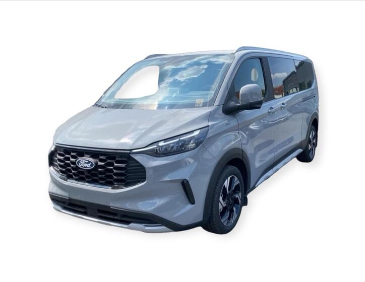 Ford Tourneo Custom 1