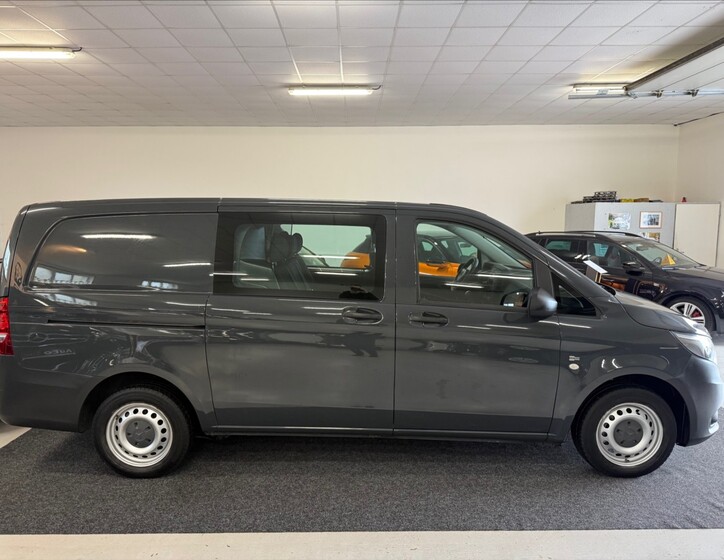 Mercedes-Benz Vito 4