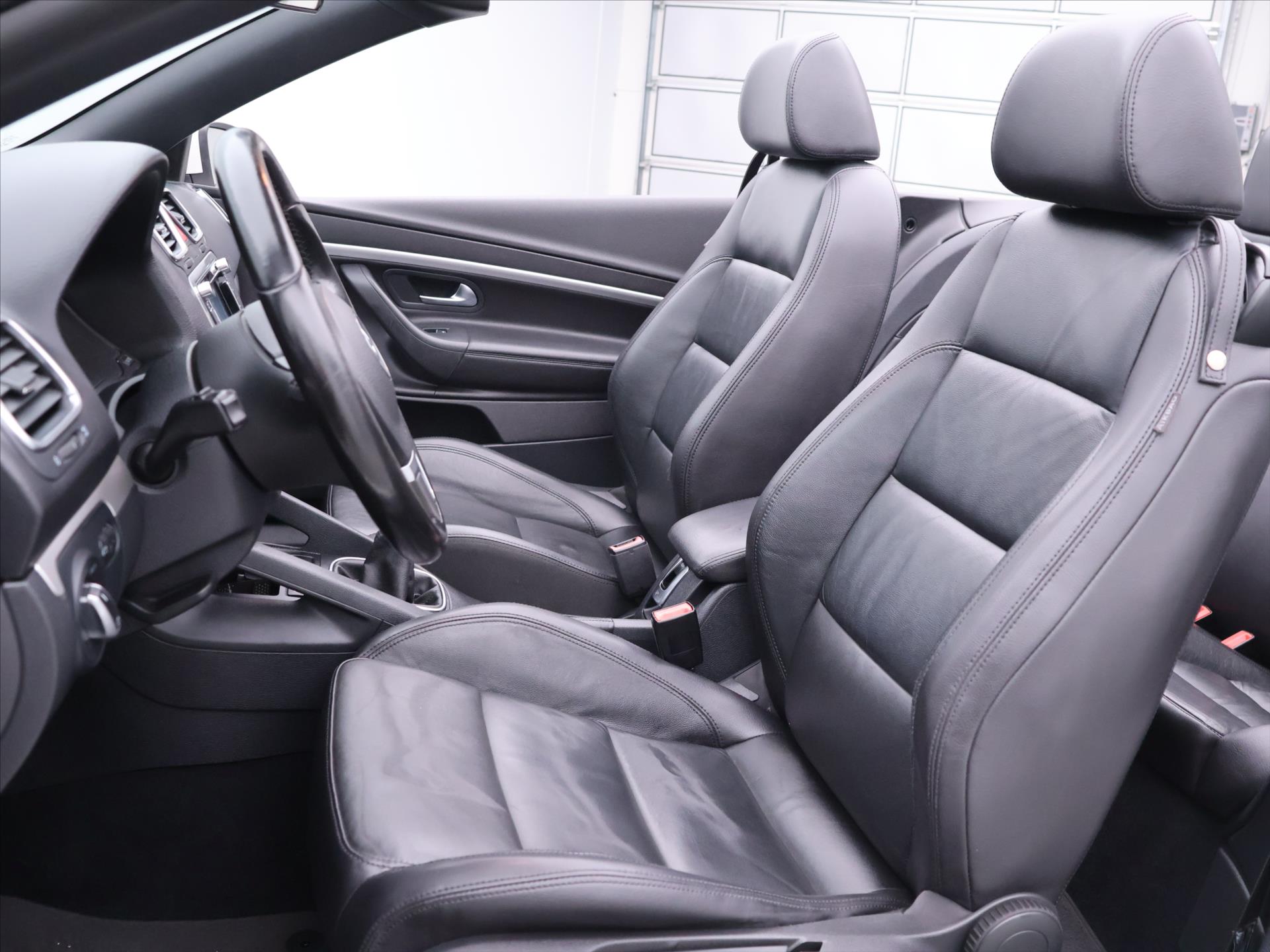 Volkswagen EOS