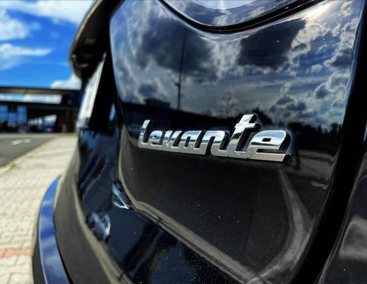 Maserati Levante 13