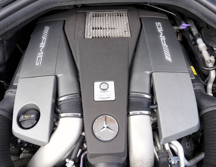 Mercedes-Benz GLE 10