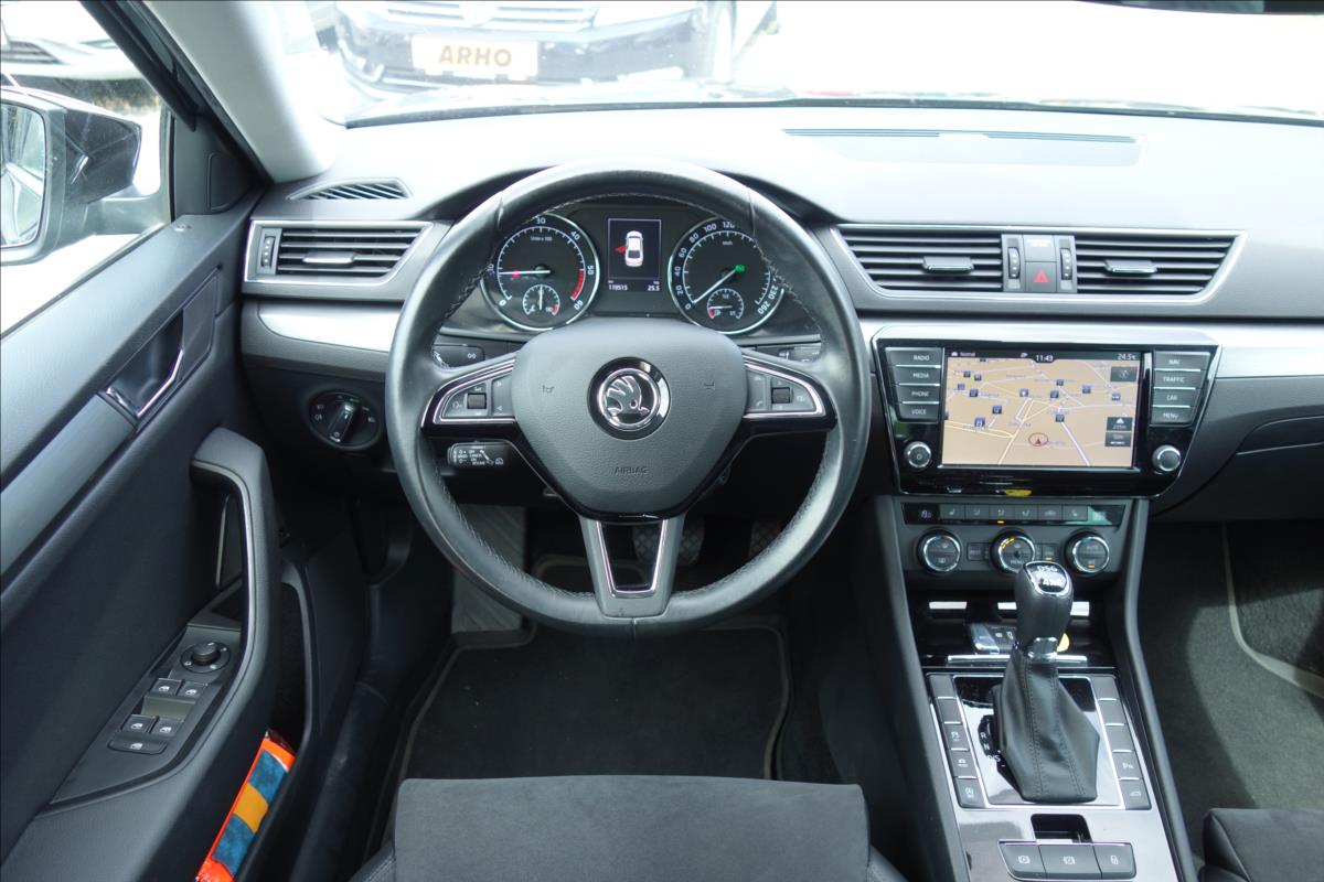 Škoda Superb