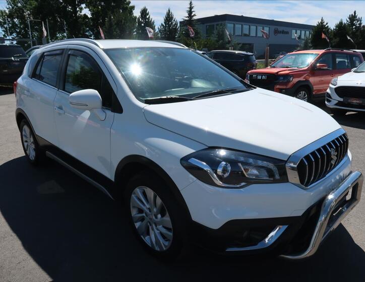 Suzuki SX4 S-Cross 2