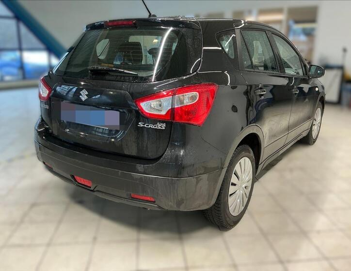 Suzuki SX4 S-Cross 5