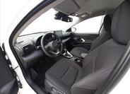 Toyota Yaris 9