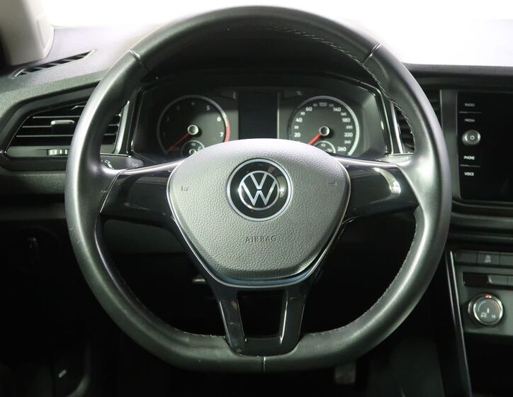 Volkswagen T-Roc 15