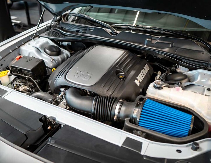 Dodge Challenger 33