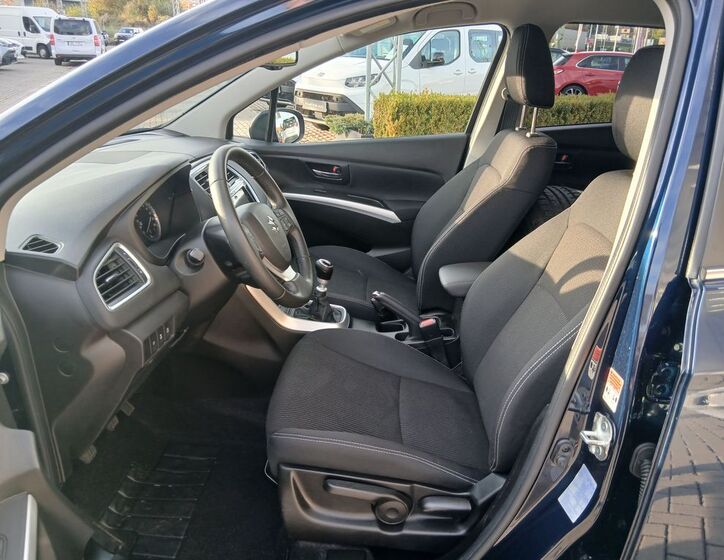 Suzuki SX4 S-Cross 9