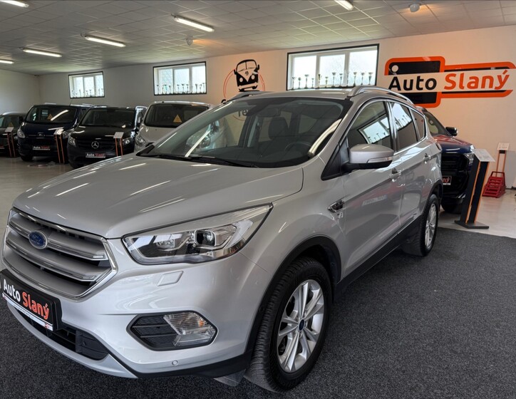 Ford Kuga 1
