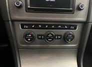 Volkswagen Golf 16