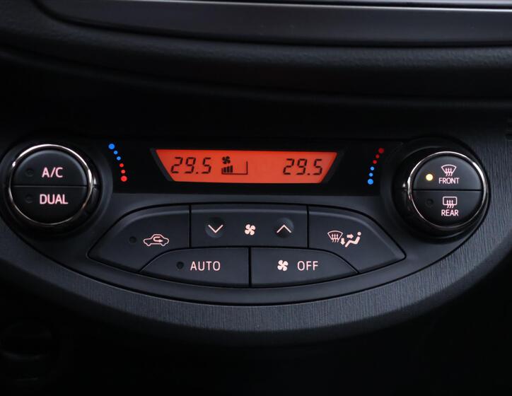 Toyota Yaris 22