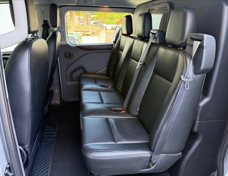 Ford Transit Custom 19