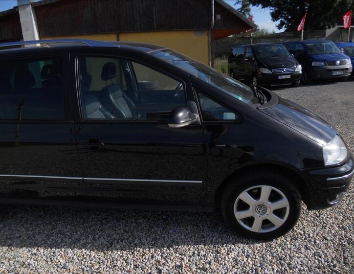 Volkswagen Sharan 4