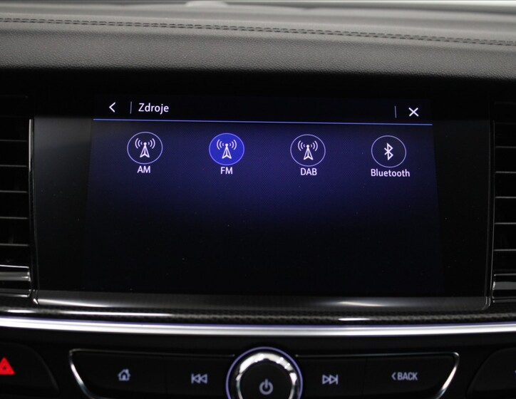 Opel Insignia 12