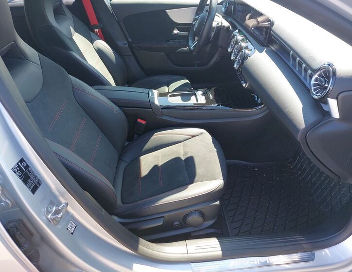 Mercedes-Benz Třídy A 10