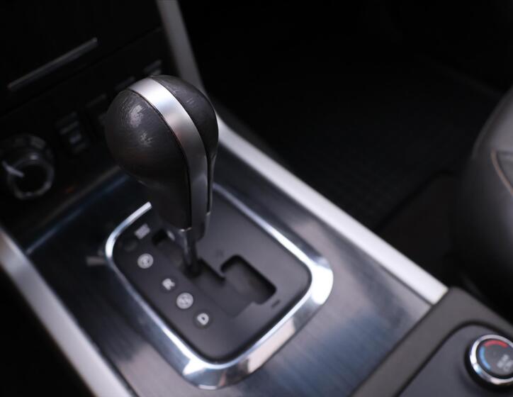 Nissan Pathfinder 30