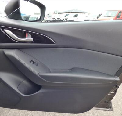 Mazda 3 46