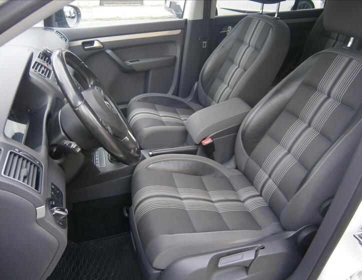 Volkswagen Touran 10