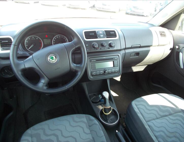 Škoda Roomster 16