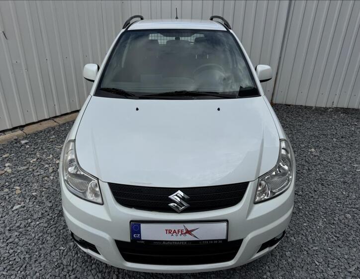 Suzuki SX4 6