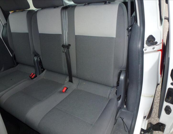 Volkswagen Caddy 17