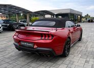 Ford Mustang 6