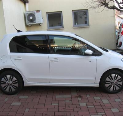 Volkswagen up! 6