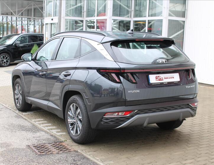 Hyundai Tucson 4