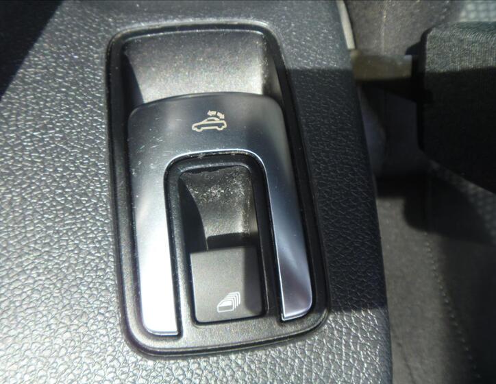 Volkswagen Golf 25