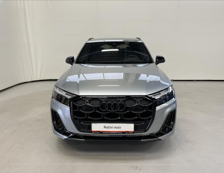 Audi SQ7 4