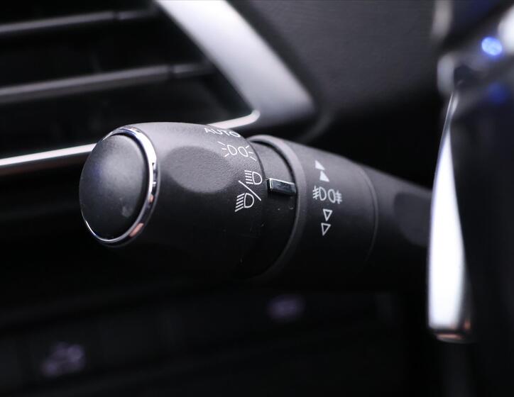 Peugeot 5008 25