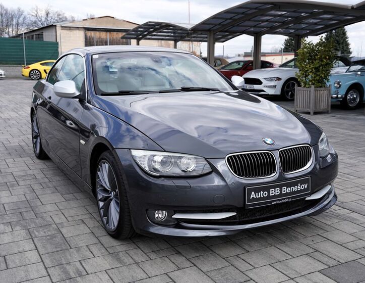 BMW Řada 3 8