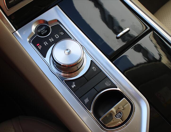 Jaguar XF 20