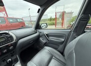 Toyota RAV4 19